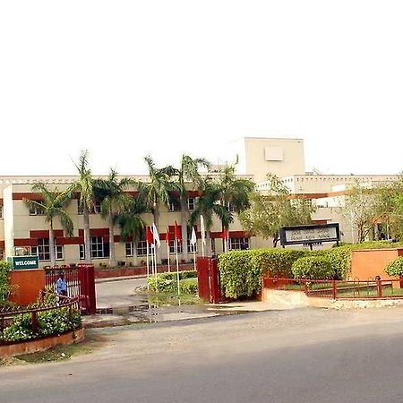 Hotel Yamuna View Агра Экстерьер фото